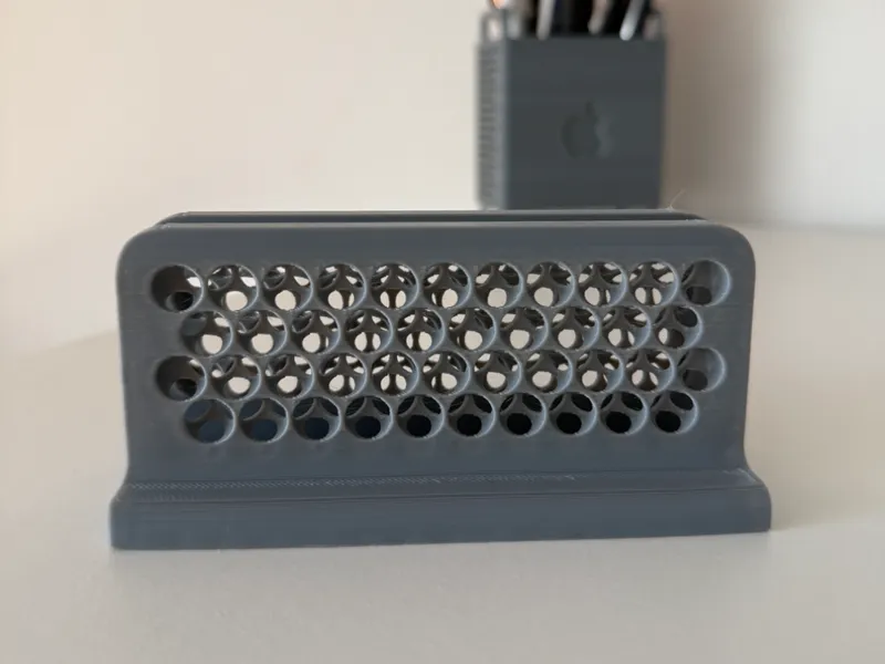 iPad Pro 10,9 inch Vertical stand with Smart Folio