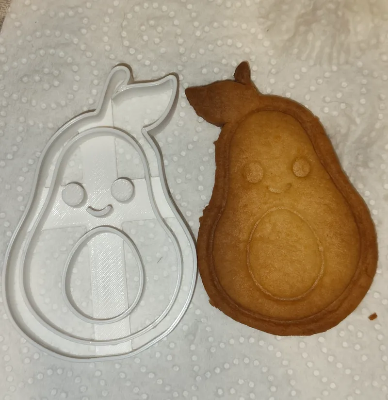 Avocado cookie cutter (only 6g filament)