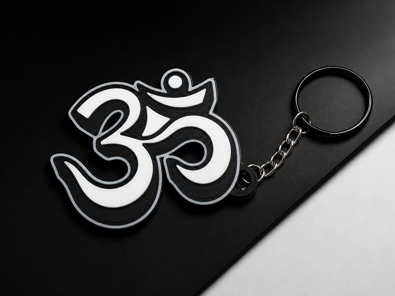 Om (ॐ) symbol keychain
