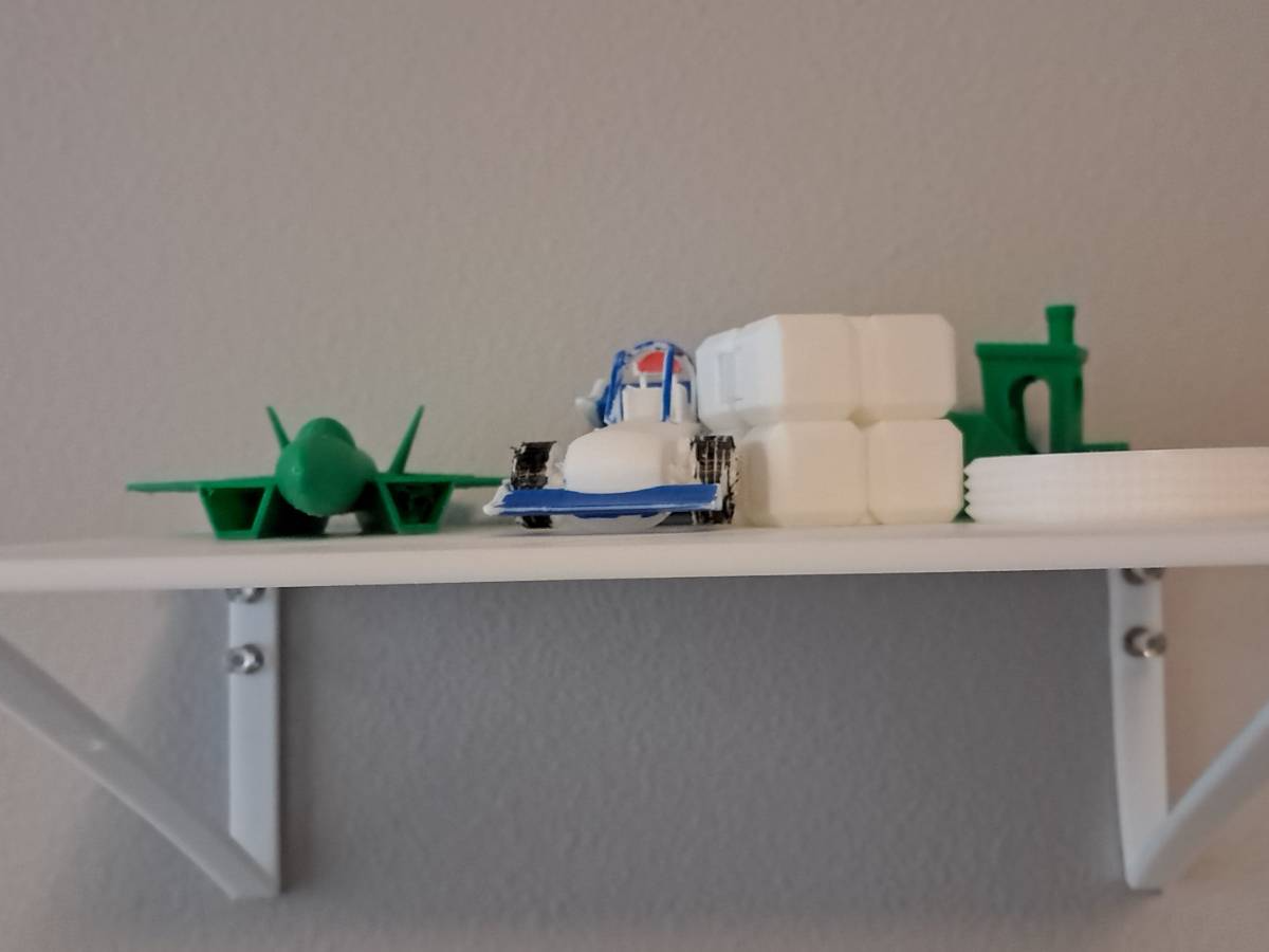 A working shelf.