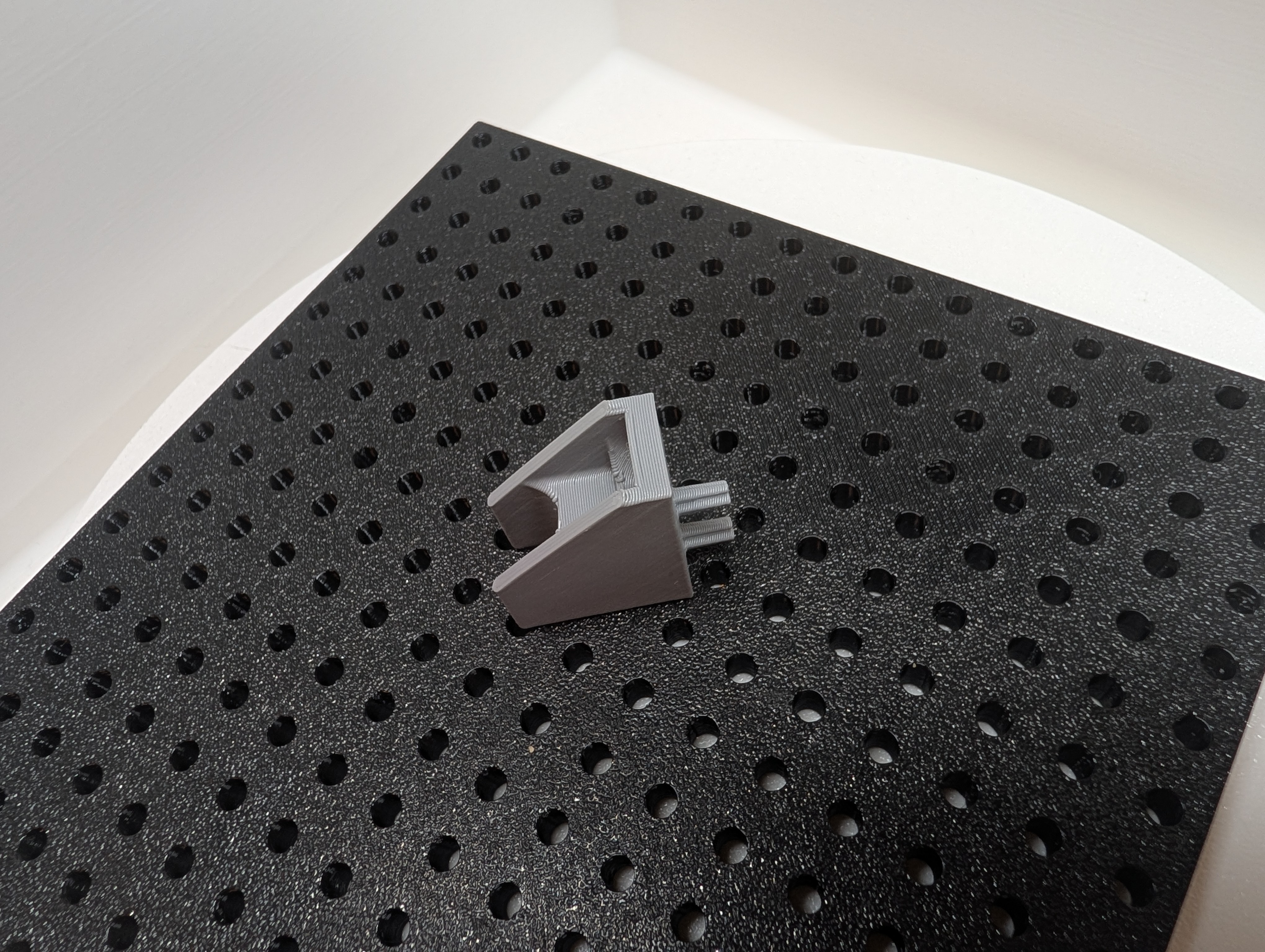 Miniatura 1 do modelo 3D TOOLGRID screwdriver tip holder