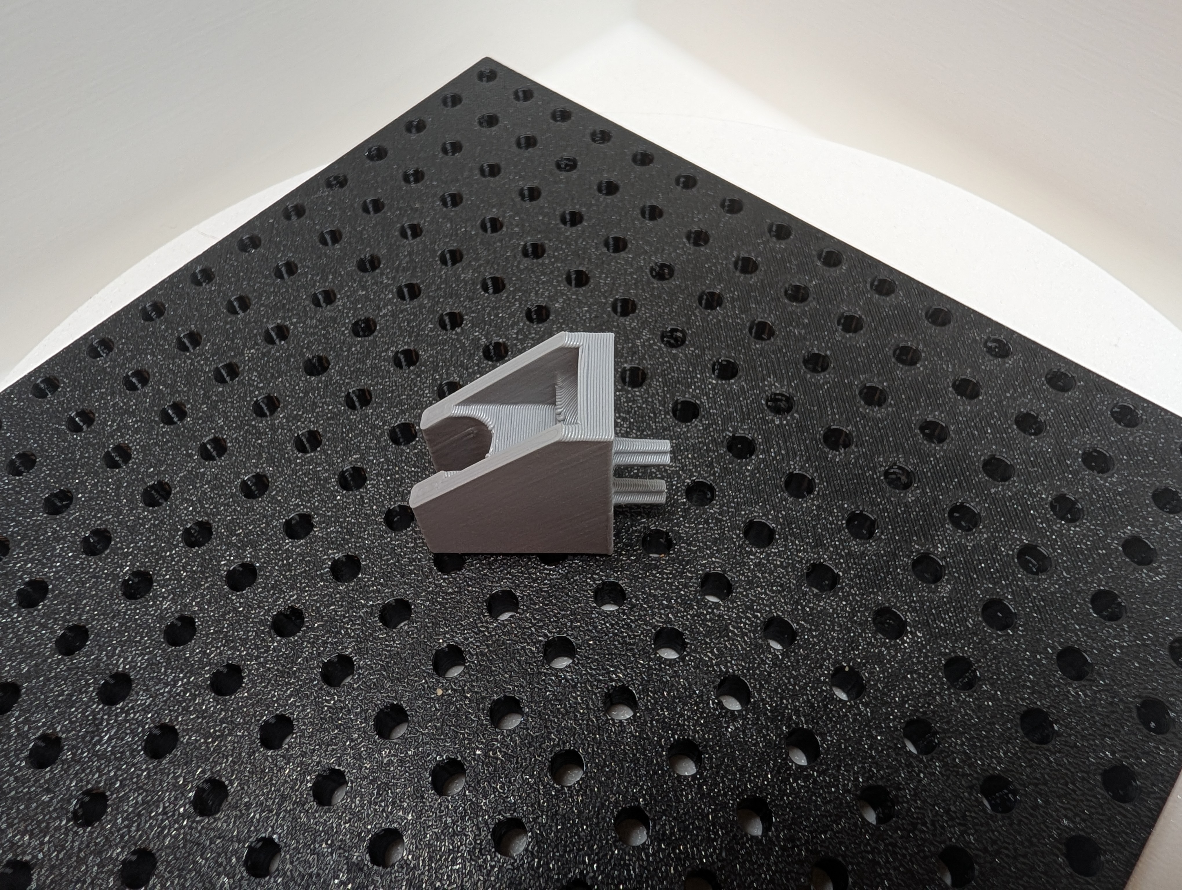 Miniatura 2 do modelo 3D TOOLGRID screwdriver tip holder