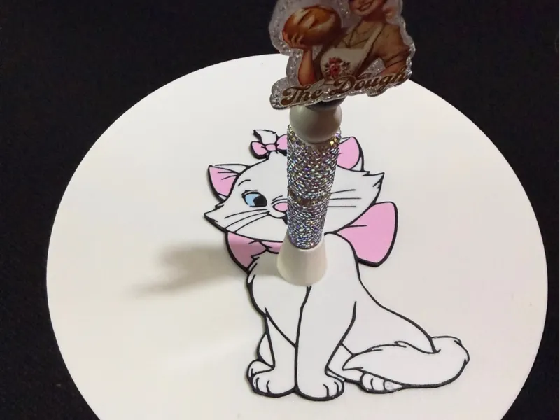 Marie Cat Rhinestone Pen Holder