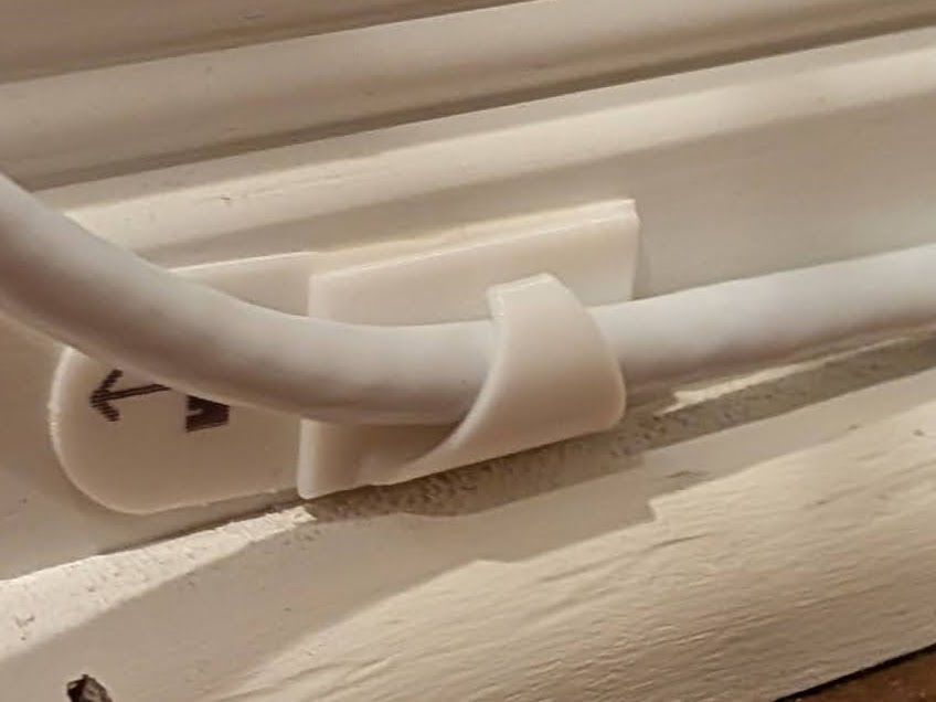 Olde Tyme Cable Clip for Command Strips
