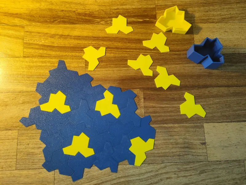 Hat Tile Puzzle