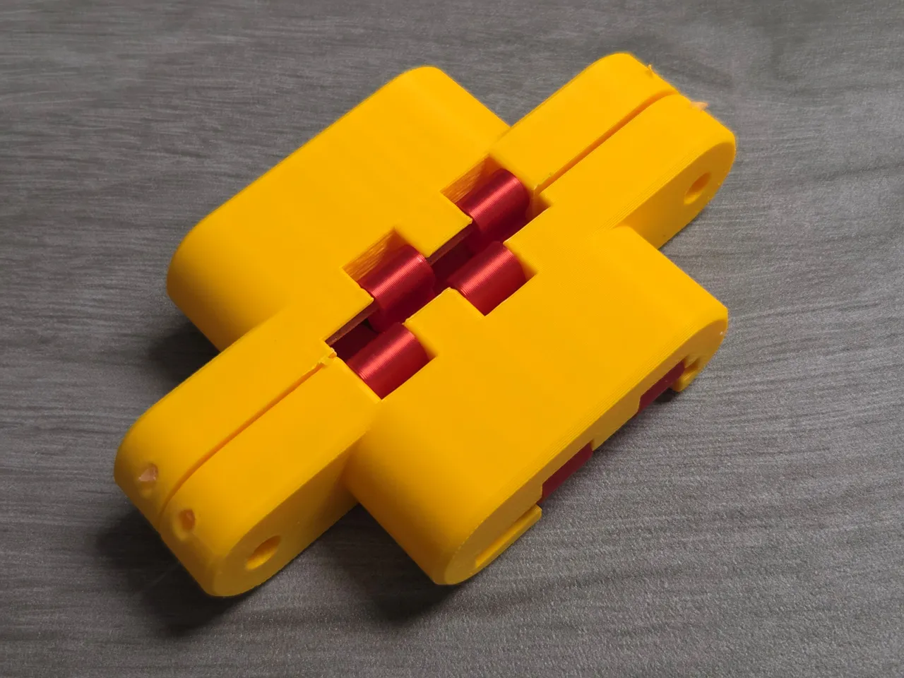 Consealed Hinge (100% 3d printable) view 3