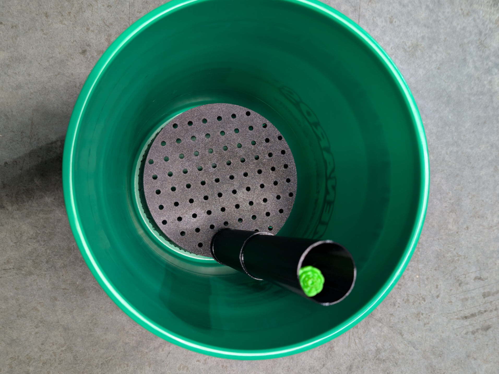 Auto Wicking 5-Gallon Watering System