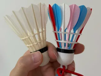 一比一还原羽毛球 具有韧性