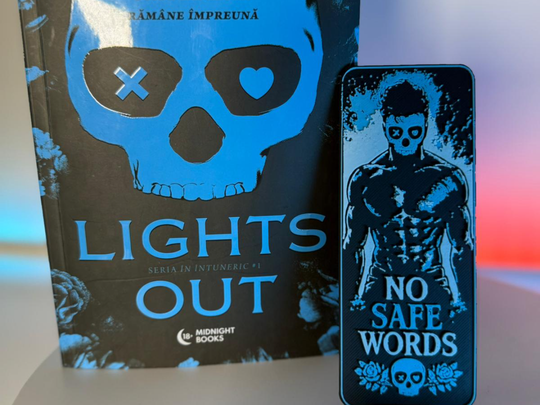 LIGHTS OUT bookmark NO SAFE WORDS dark romance