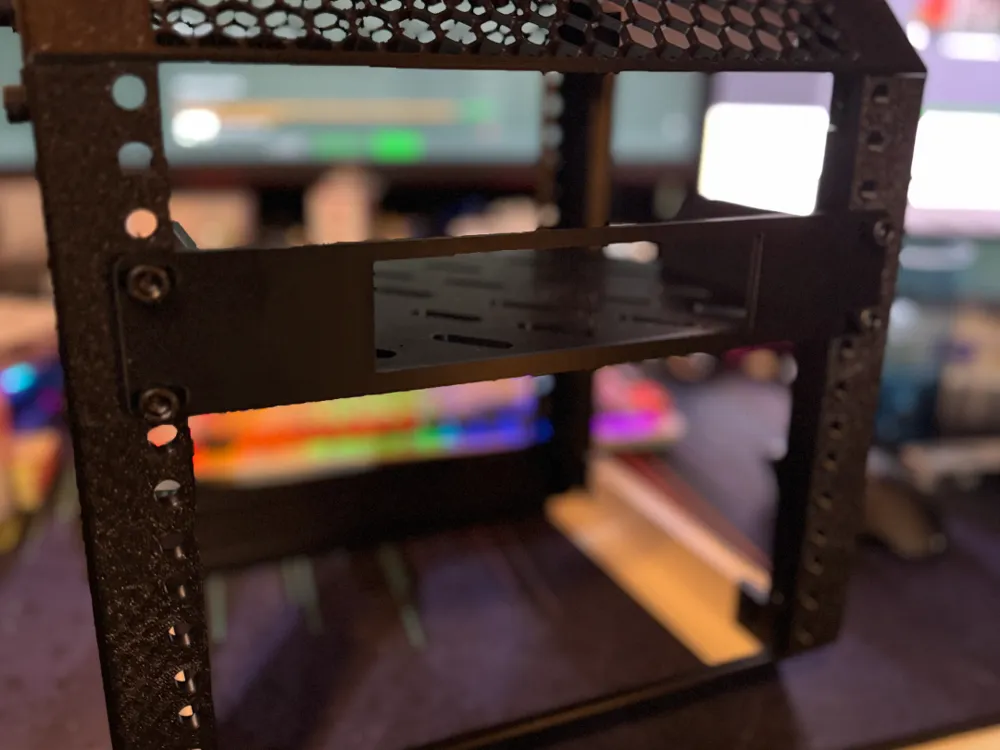 10 Rack Shelf for YuanLey 2.5 G Switch 6 Port - Free 3D Print Model ...