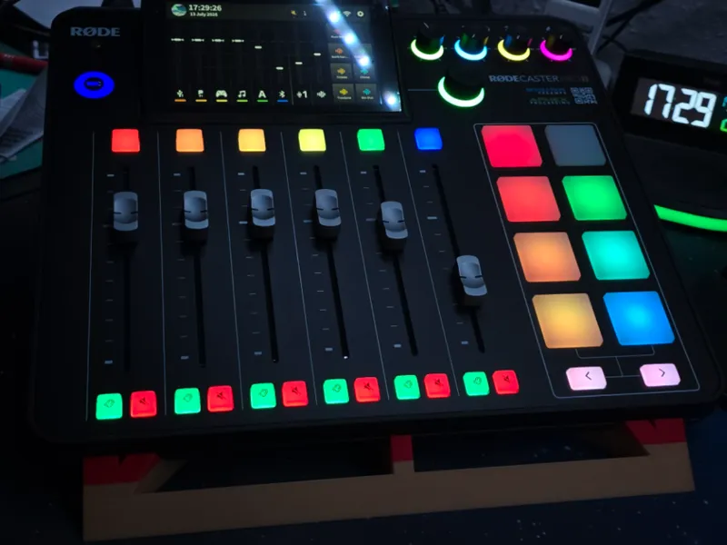 Rodecaster 2 Pro Ständer