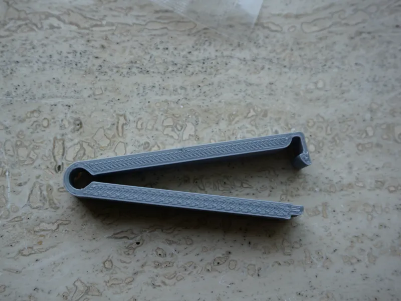 Reusable Bag Clip – Snap-Fit Food Sealing Clamp