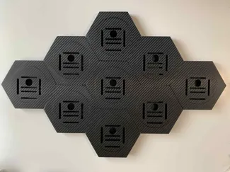 Porte Médaille - Effet Carbone & Aimants Intégrés