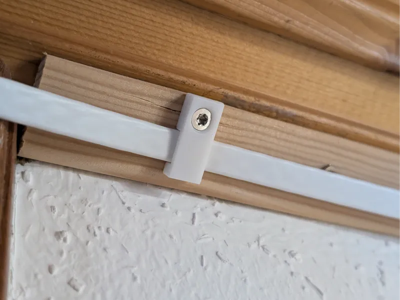 Präziser Halterungsklipp für Flachband LAN Kabel