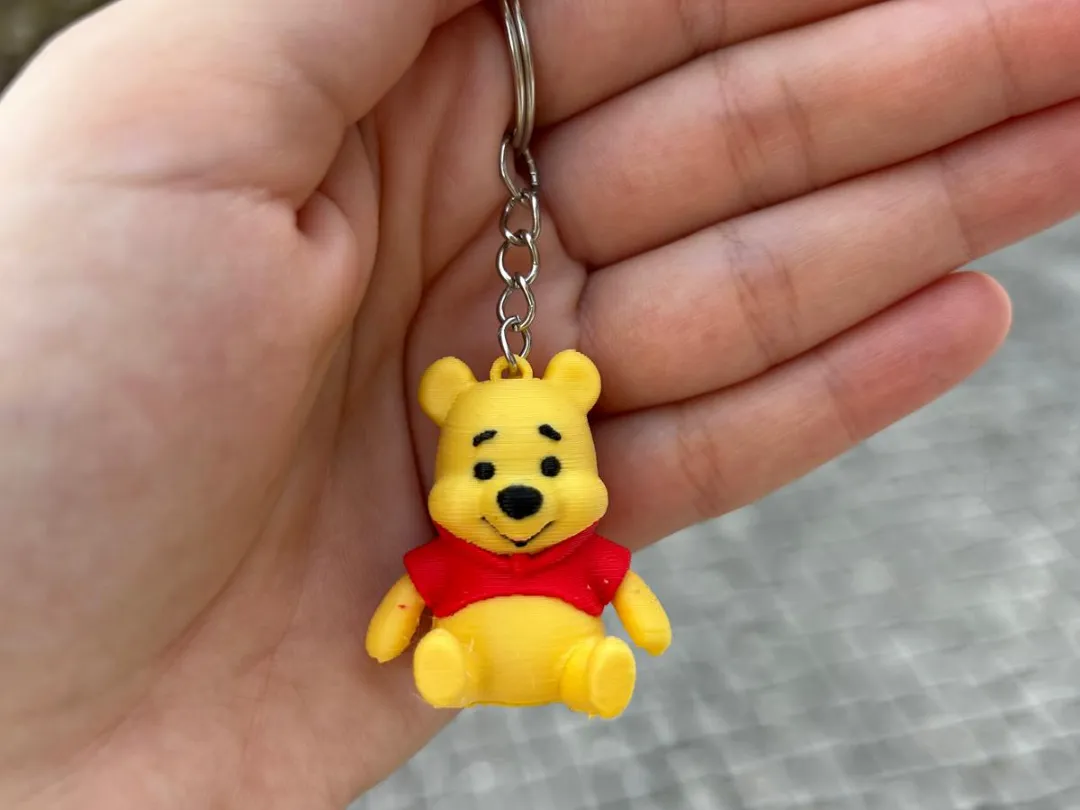Winnie the pooh Keychain by Cipra MakerWorld: Download Free 3D Models - 3D model önizlemesi