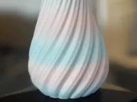 Vase en spirale — photo 1