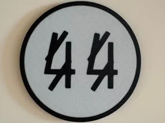 44 Untersetzer