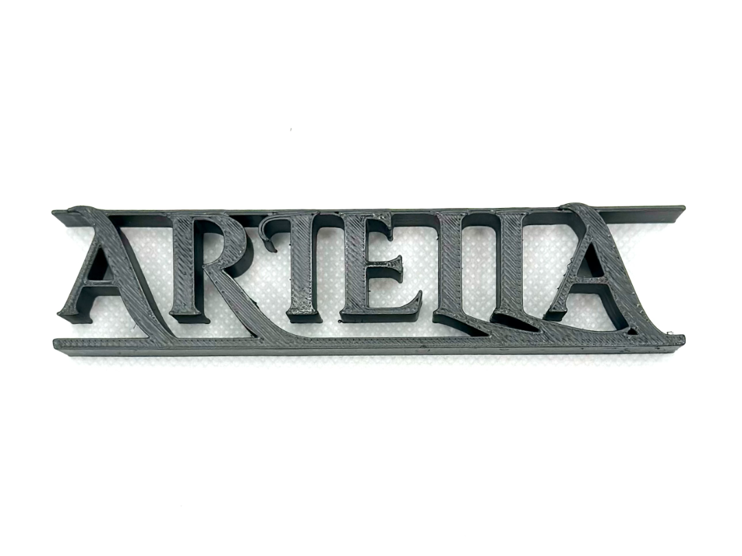BoldName Custom Nameplate – Ariella Edition