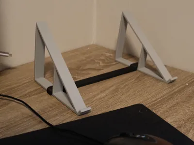 Minimalist modular Laptop stand 40° angle