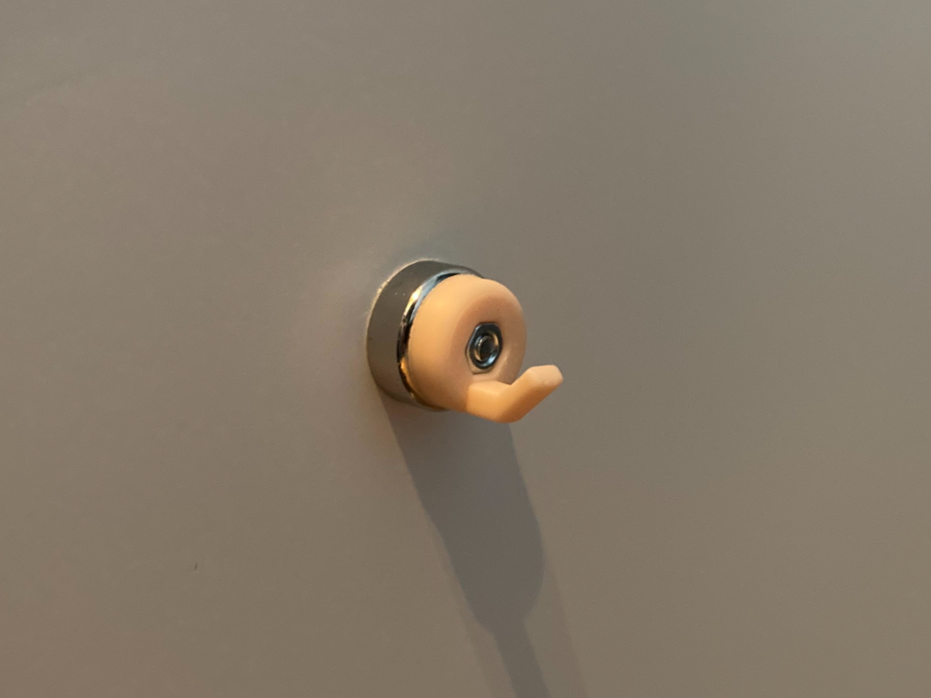 Industrial Magnetic Hook (20mm Pot Magnet)