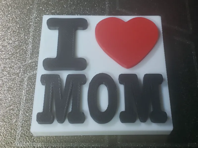 Mothers Day "I Love Mom" Magnet