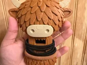 Accesorio para sujetar ligas de cabello: Highland cow hair tie holder — referencia de MakerWorld