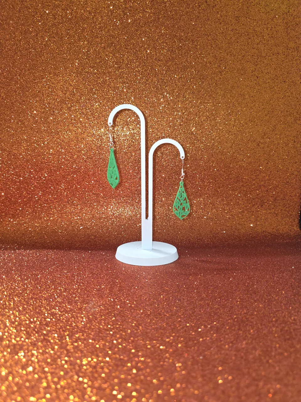 Drop of leaves earrings view 3