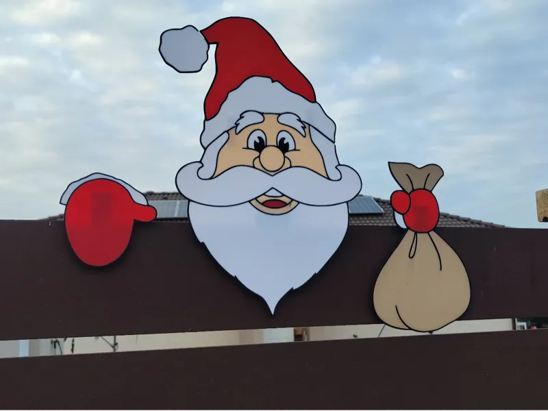 Santa Fence Decor - Fencee Decor 