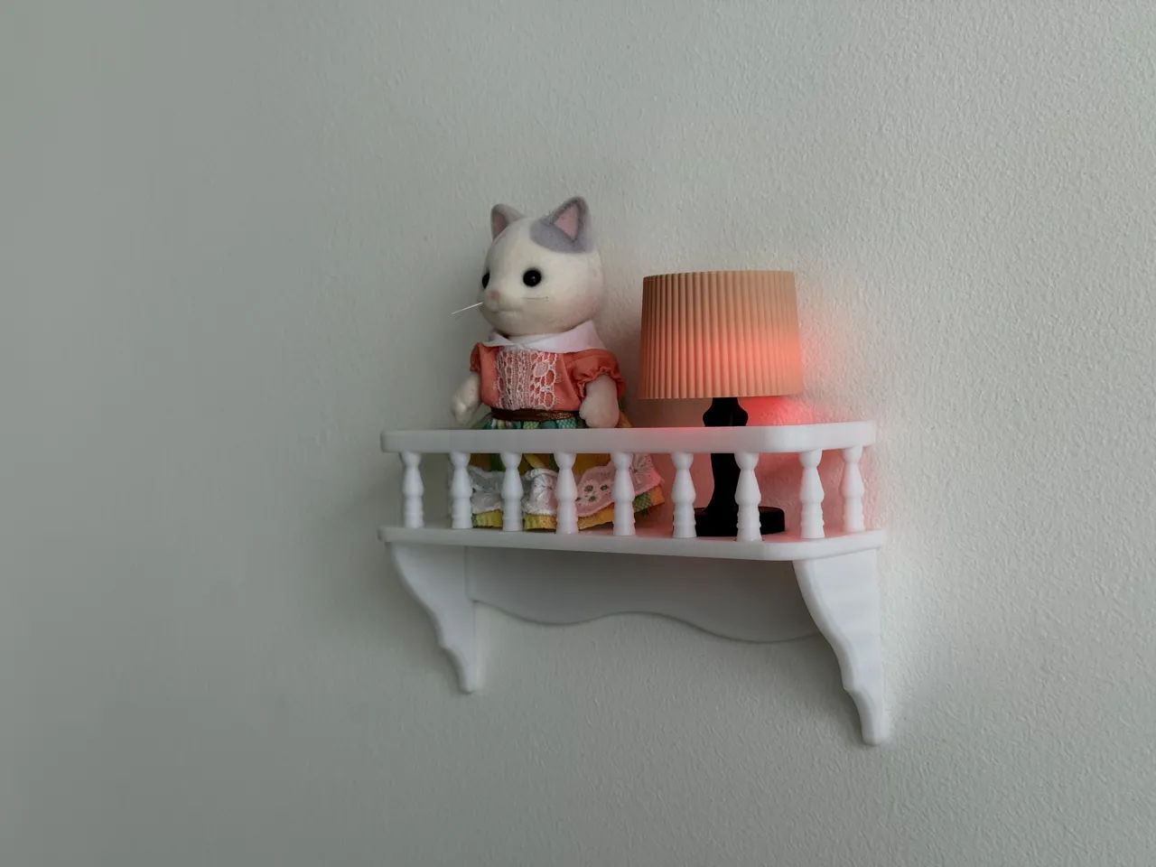 Mini Balcony-Ledge Wall Shelf Scalable view 3
