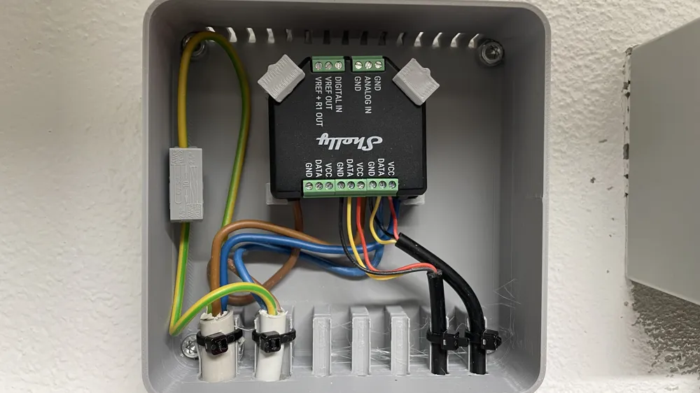 Aplus Add On Module Shelly Plus - Add-On Enclosure - Free 3D Print Model - MakerWorld