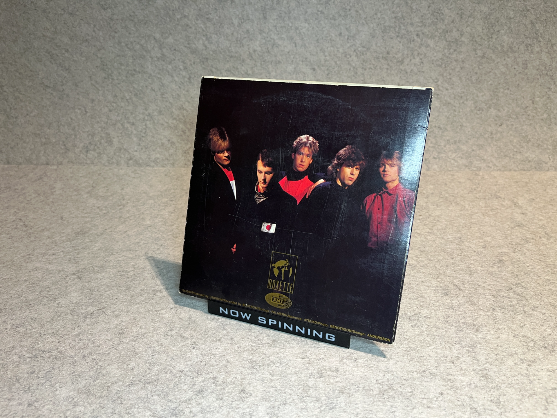 Vinyl LP display stand Now Spinning