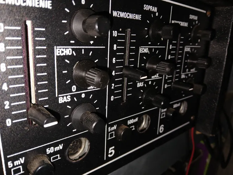 Amplifier amplimixer Eltron 100u knob gauge 
