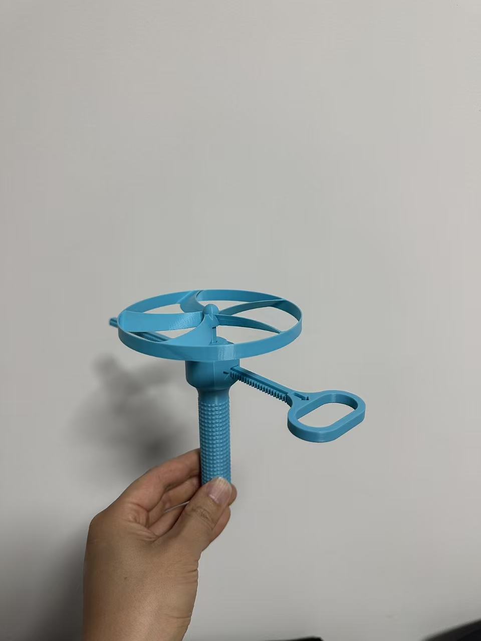 Miniatura 1 do modelo 3D 五叶螺旋竹蜻蜓（丝滑、可飞20m）
