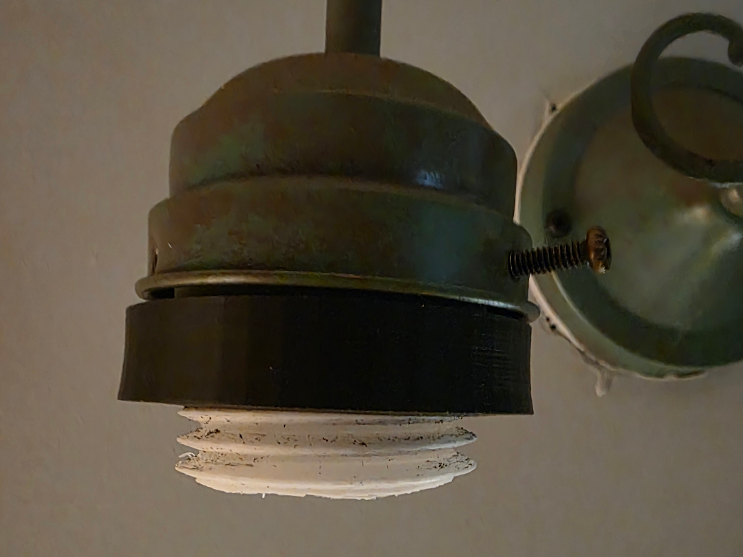 Screw in Shade Adapter