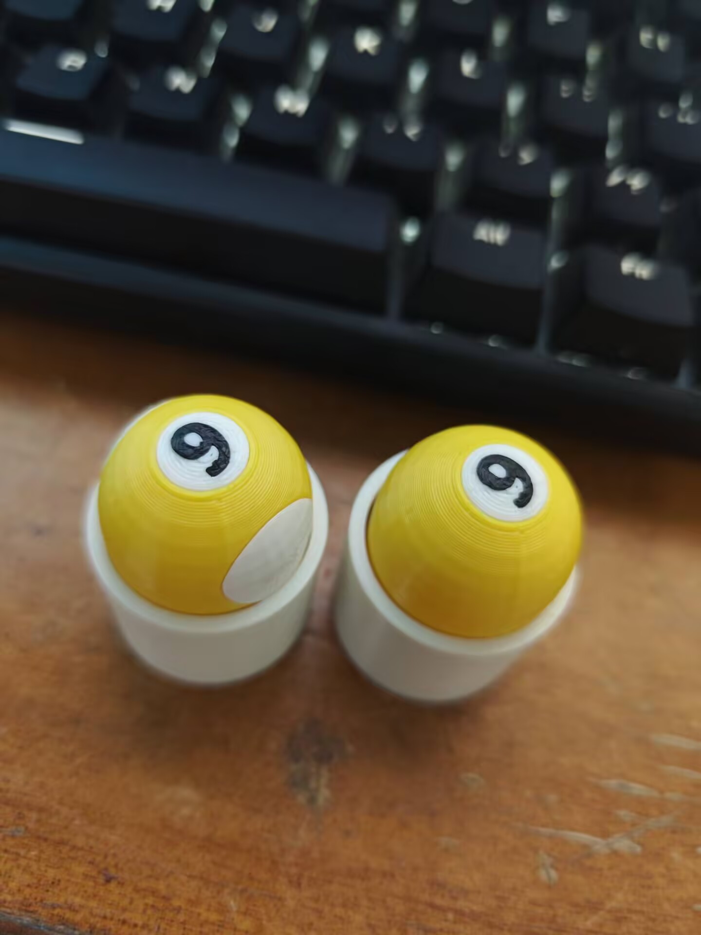 Miniatura 2 do modelo 3D 九号球台球点击器：决胜一击，机械回弹，9球精神尽在指尖！
