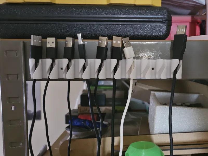 USB Kabel Ordnungssystem