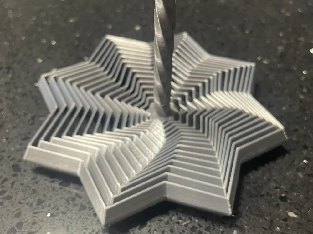 Objeto manipulable: Star Fidget Medium Size. Referencia del modelo original.