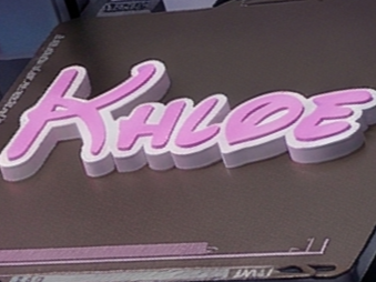 Khloe - font Disney -