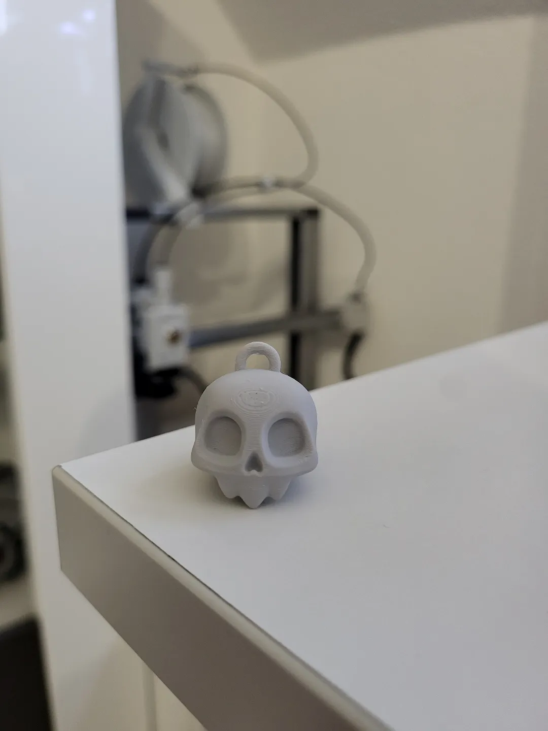 Cute Skull keychain view 3