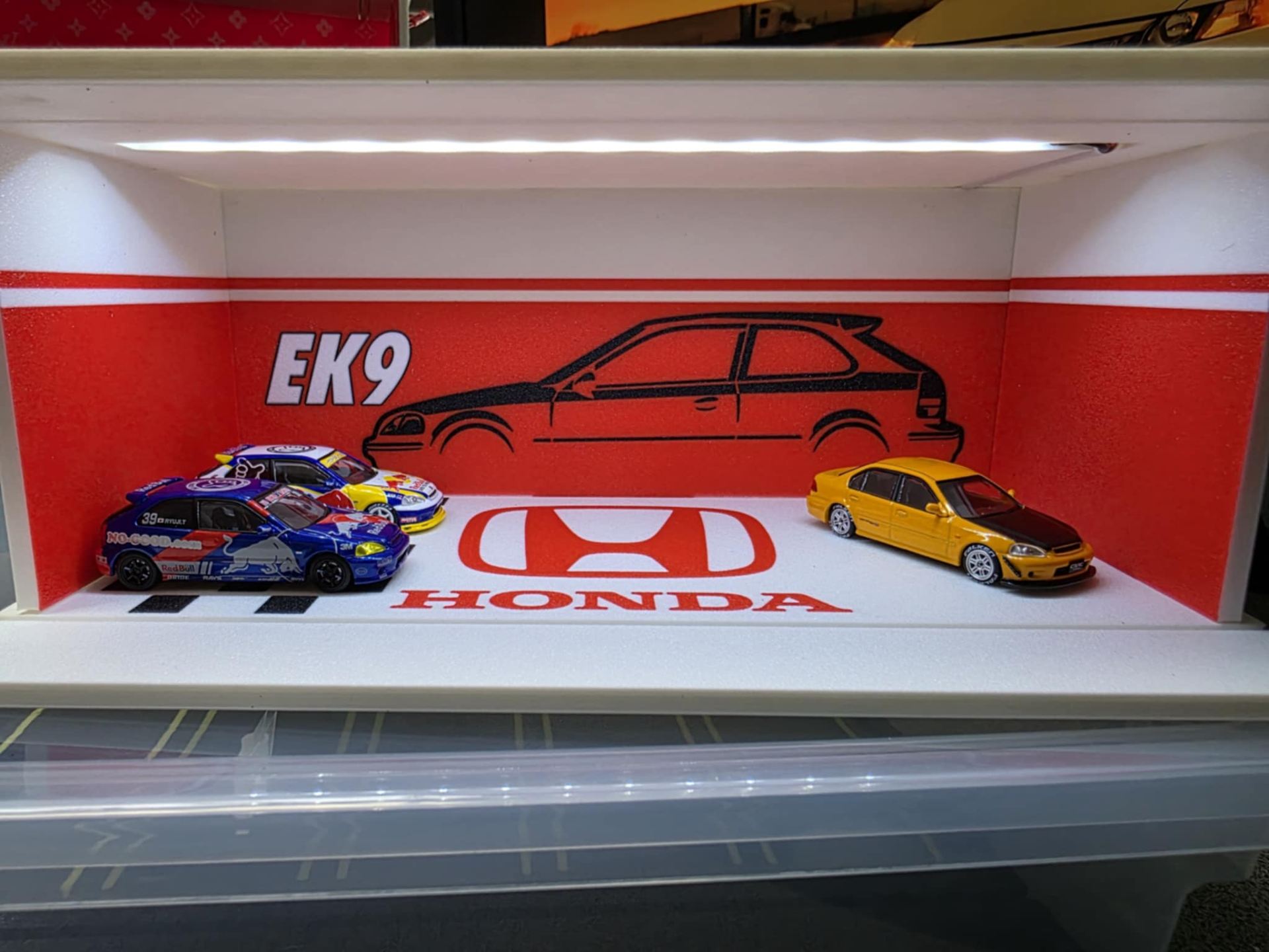 Garage Honda EK9 1/64 avec LED Diorama JDM Premium