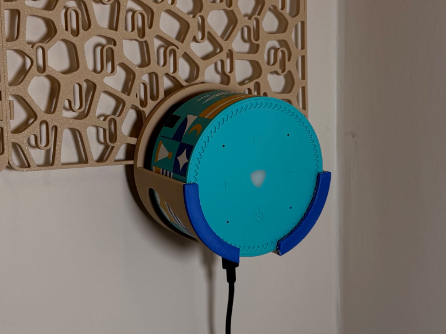 Yandex Light Skadis (Alisa) with logo