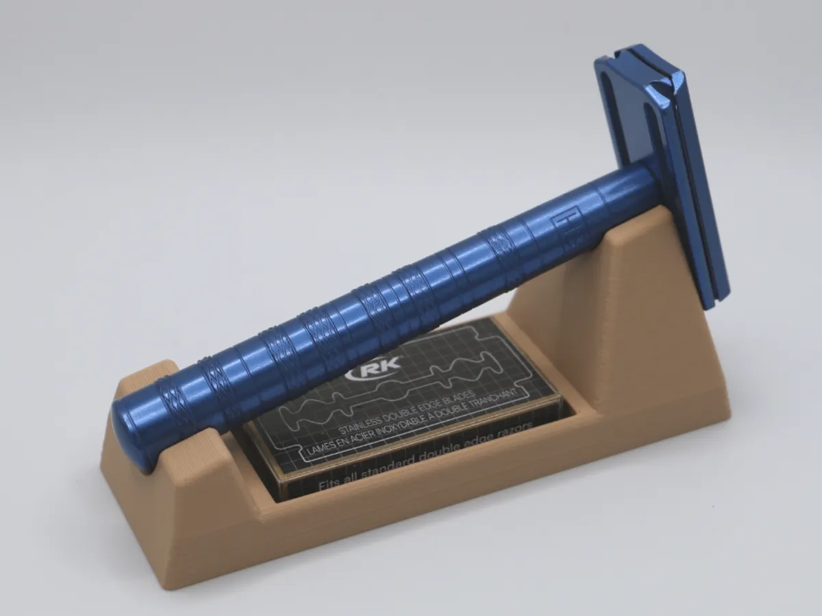 Henson Safety Razor Stand with Blade Insert - Free 3D Print Model ...