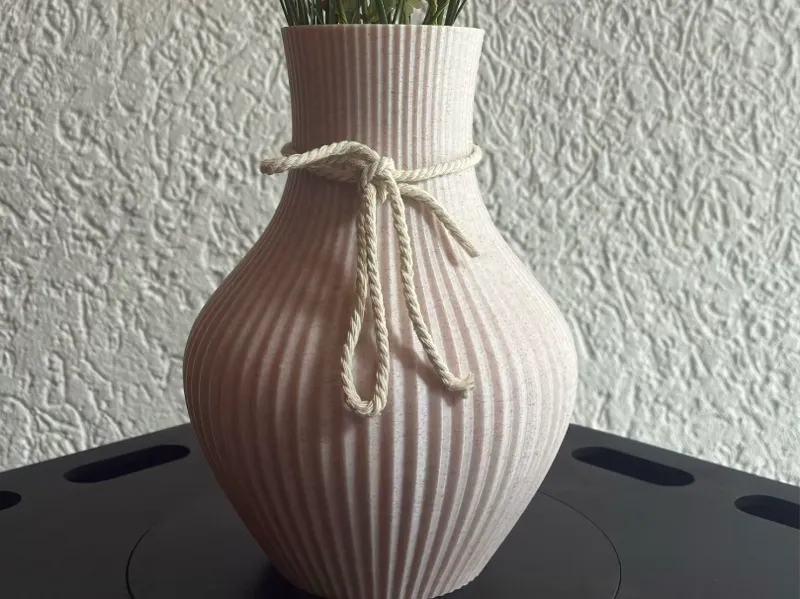 Bloomara Vase