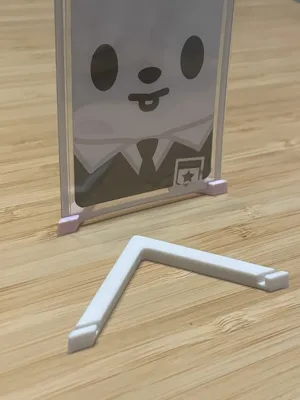 Minimalistic photo card holder