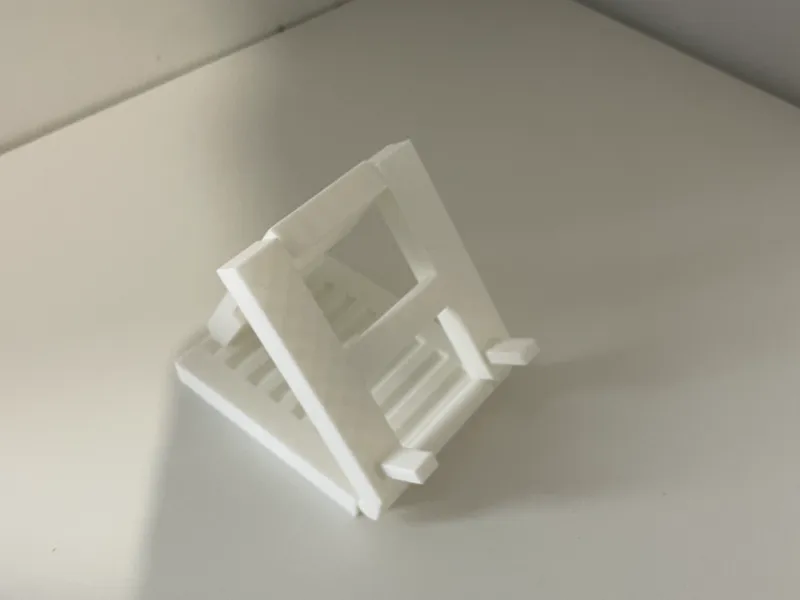 Flip phone stand