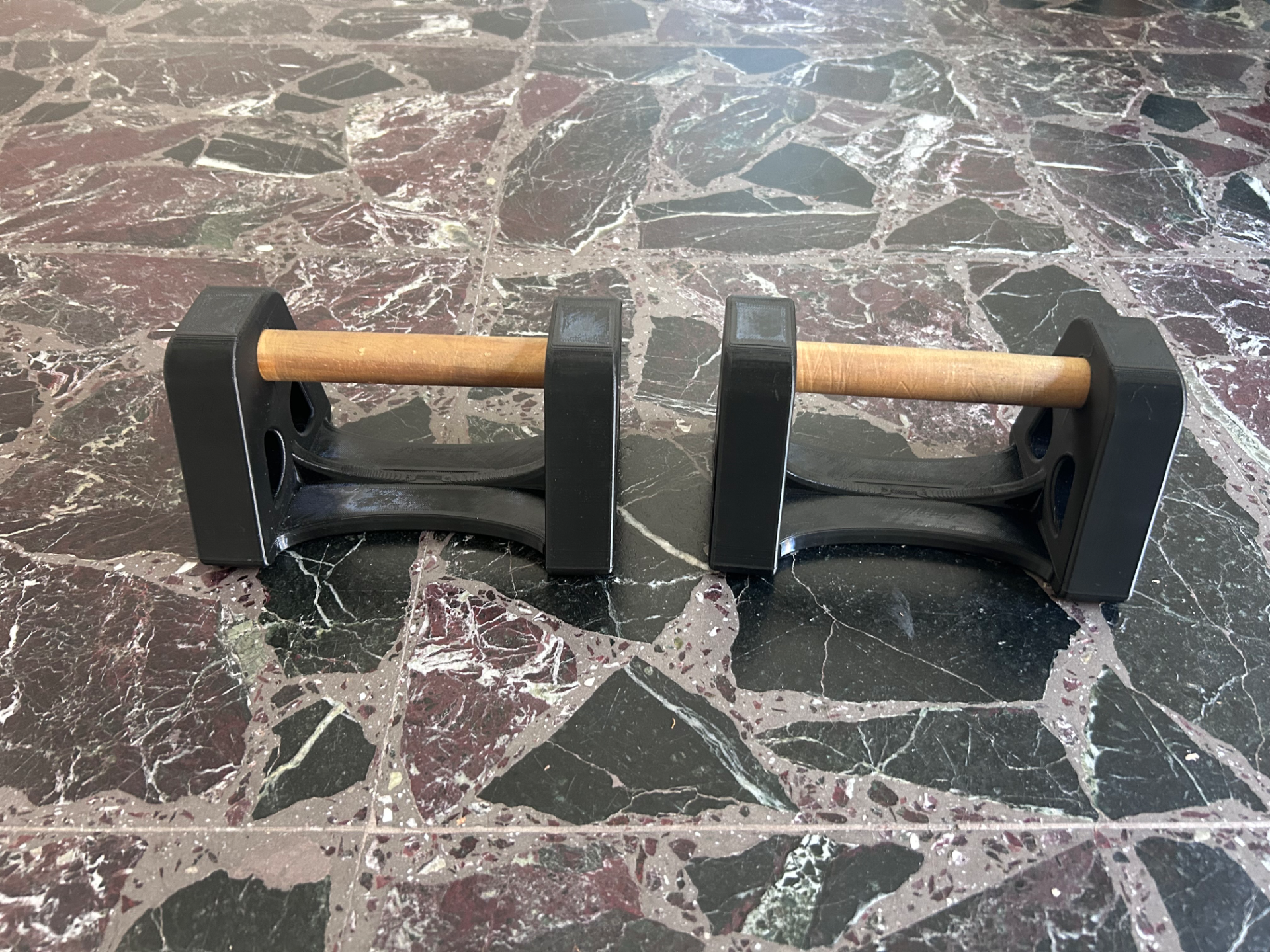 calisthenics parallel bars, push-ups/bends