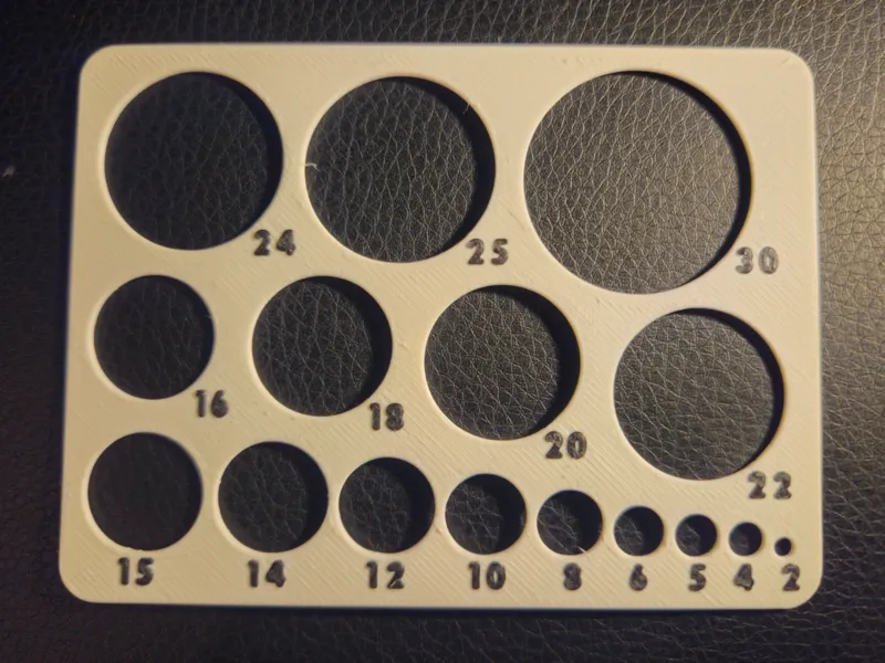 Circle stencil small 2mm - 30mm