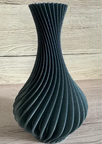 Simple vase, perfect for A1 Mini and one rose