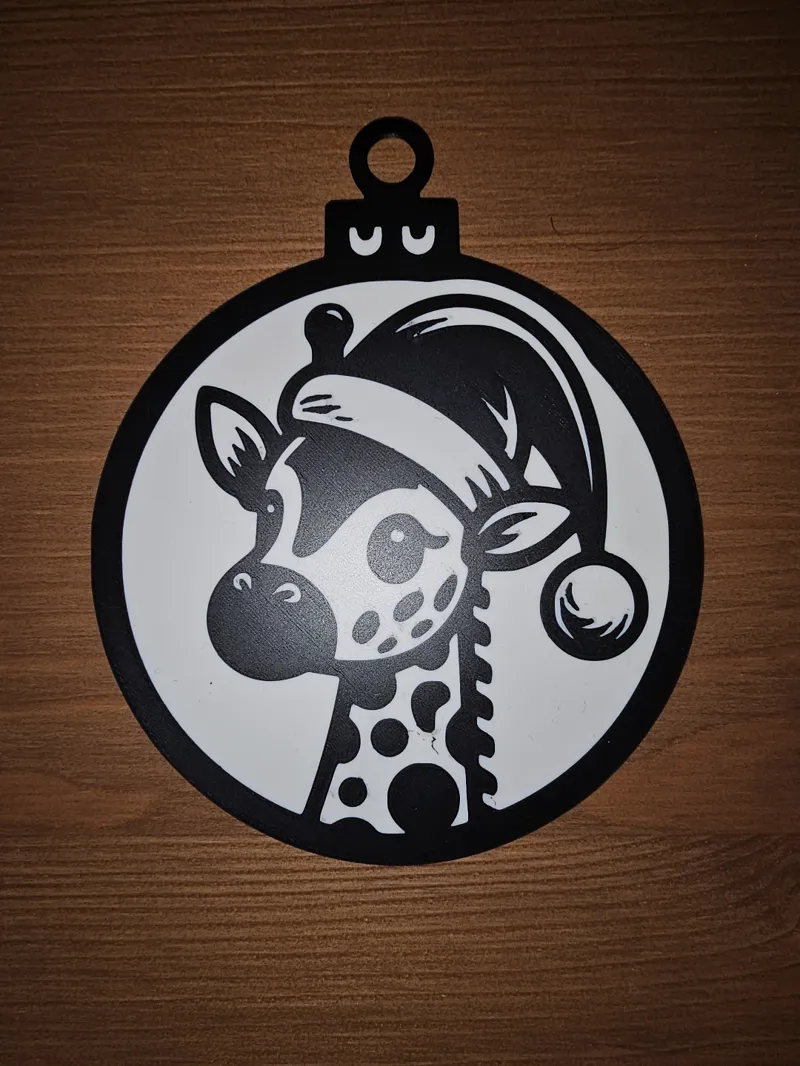 Geralt the festive Giraffe