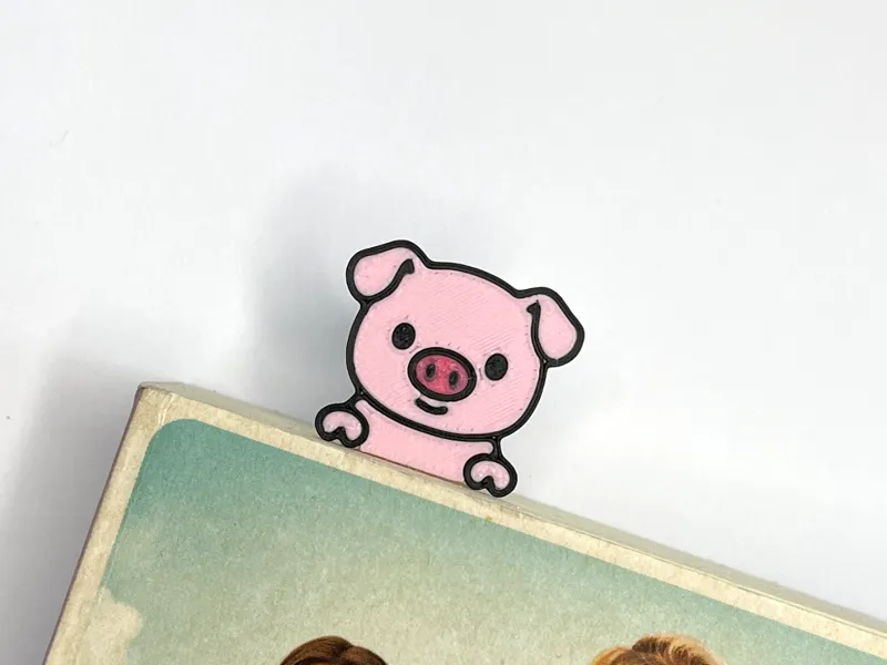 Pig Bookmark – pink and happy